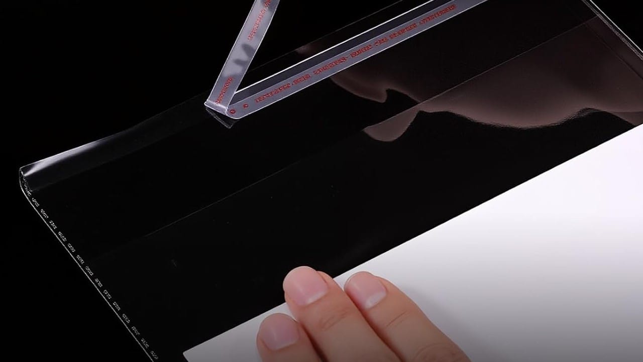 resealable comic book sleeves